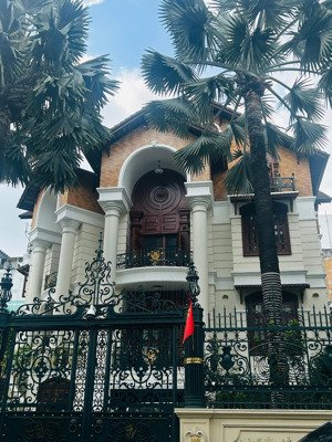 bán biệt thự compound khu đường trần não, bình an, q2. dt: 200m2(10,5x19,5m) 2 tầng + áp mái - 35tỷ