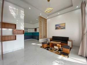 nhà hẻm 473/32 y moan rẽ trái đường thông 2 ô tô