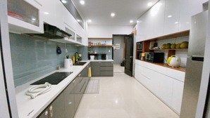 cho thuê căn hộ garden court 2, dt 141m2, 3pn, 2wc giá 26 triệu/tháng, lh mr phong.