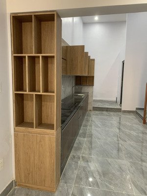 cần bán căn hộ chung cư q5 - 2pn, 83m2 - giá 3,6 tỷ