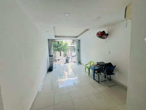 bán shophouse chung cư ct6 vĩnh điềm trung thích hợp kinh doanh giá 2,5 tỷ