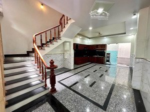 cho thuê nhà 4 tầng 4pn 4wc tại kdt phước long - nha trang thích hợp ở hoặc làm văn phòng