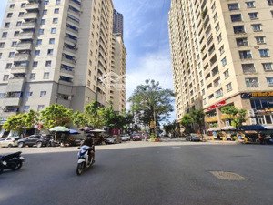 siêu hiếm, cần bán gấp siêu biệt thự kđt văn khê, 168m2 x 3 tầng thang máy, mt 10m, 39 tỷ.