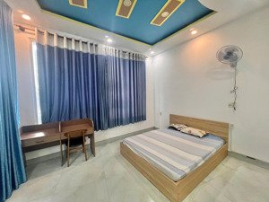 căn hộ dịch vụ 40m2 hà huy giáp, trung dũng 4.2tr