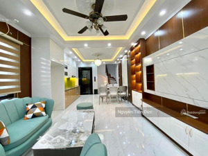 cam kết tin chuẩn 100%. nhà mới yên hòa chỉ 7.99 tỷ. dt 32,5m² x 5 tầng, ngõ rộng 3m, thoáng sáng