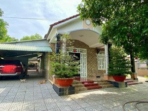bán biệt thự vườn, mặt tiền đường lê đức thọ - trung tâm tp. phú mỹ - bà rịa - vũng tàu
