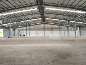 cho thuê kho xưởng 2.000m2, văn phòng : 200m2 nguyễn hữu trí , bến lức , long an