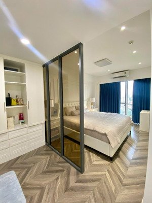 gấp. cần cho thuê gấp 2 căn hộ scenic valley, nội thất cao cấp, 2pn - 18tr/tháng, 3pn - 27tr/tháng