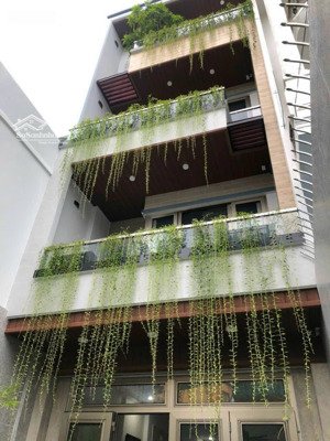cho thuê nhà mới 49/2c hoàng việt, phường 4, quận tân bình.
