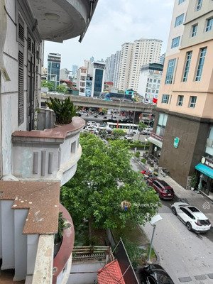 bán nhà khuất duy tiến biệt thự licogi 13 tower 150m2 nhà 5 tầng, đang cho thuê 45tr/ tháng