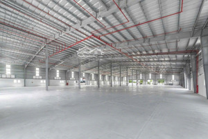 chính chủ cho thuê 4400m kho tại văn giang, hưng yên, pháp lí chuẩn, giá 90k/m.lh 