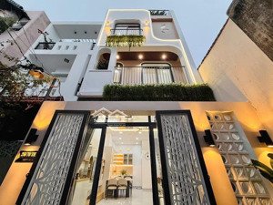 định cư nước ngoài cần bán an bình, quận 5, 70m2/2ty660 gần chợ, siêu thị. ở hoặc kinh doanh tốt