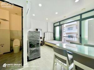 Phòng Ban Công Full Nội Thất Rộng 35m2 ở Nguyễn Văn Thương quận Bình Thạnh