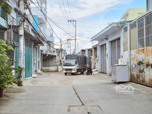 bán nhà xưởng 300m2-12x25 - đường xe hơi 8m - ngay hương lộ 2 - phường bình trị đông a - bình tân