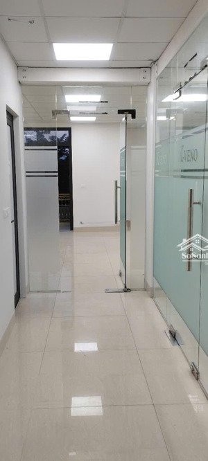 cho thuê văn phòng tại phố duy tân, xịn xò, sạch đẹp, mới tinh tươm, 100m2 - chỉ 15 triệu