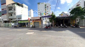 bán lô góc mặt tiền củ chi p vĩnh hải hiện đang kinh doanh cà phê 10 tr / tháng giá 15 tỷ