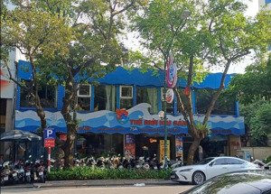 cho thuê nhà mặt phố tại hai bà trưng, quận hoàn kiếm, 170m2, 3 tầng, mặt tiền 17m