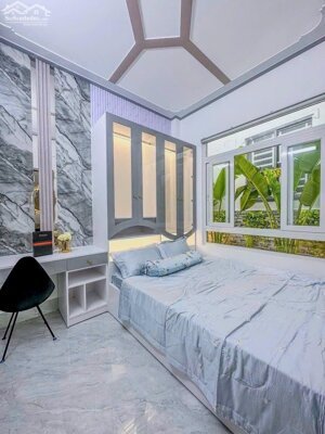 TP TÂN AN – NHÀ MẶT TIỀN 3 TẦNG GẦN AEON TÂN AN, SHR, GIÁ 2 TỶ 700 TRIỆU, NHÀ ĐẸP Ở NGAY