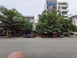 bán đất mt tạ hiện ngay đoạn đẹp đường rộng 25m, dt: 8x20m, gpxd: h7l. giá: 64 tỷ. lh: 