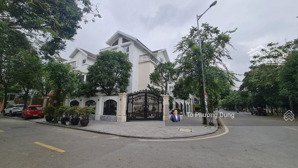 hiếm! bán biệt thự - lô góc - kđt văn khê - dt 181m2 x 3 tầng x 12,5m mt - sđcc - lh !