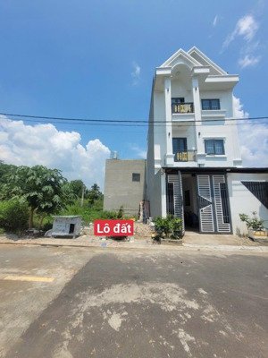 bán đất tại phường bình chiểu, thủ đức, 90m2 đẹp, kh tiếp cò, nhanh tay liên hệ đi xem ngay