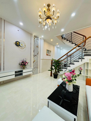cầu vượt 3/2 - 10p. ngay thành thái, q10. 56m2 với 3pn - giá chốt 3ty840. shr