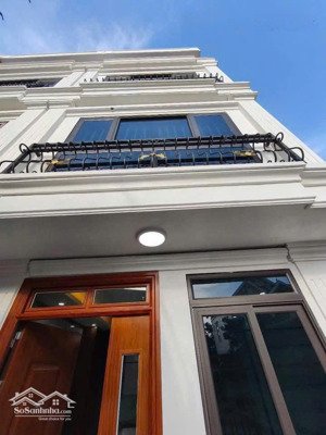 bán nhà riêng 2,5 tỷ, 35m2, 3pn, 3wc, đường 6, phụng châu, chương mỹ, hà nội đẹp, nhiều tiện ích