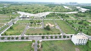 bán gấp lô khang thinh kt1-4 giá chỉ 1ty650 và biệt thự chỉ 13 triêu/m2 liên hệ mr đức để xem đất a