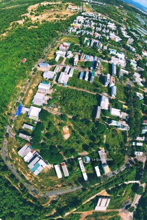 bán lô đất tái định cư đất lành đường 13m gần trường mầm non. dt 82m2 (ngang 5m)