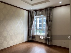 cần bán căn hộ giai việt - ha, dt 150m2, 2pn, 2wc, nhà đẹp, sổ hồng, giá 5.8 tỷ. lh 