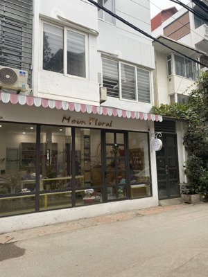 chính chủ cho thuê số 36 ngõ 36 đào tấn 80m, 5 tầng, mặt tiền 8m, thang máy, ô tô - lh 