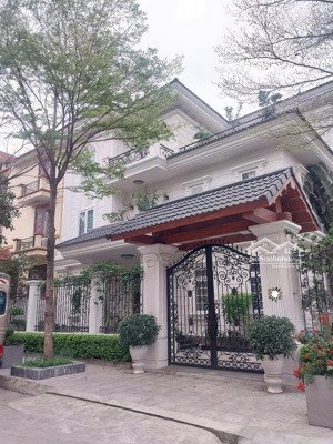 biệt thự sân vườn 4 tầng kđt chức năng tây mỗ- lô góc 4 thoáng, dt 368m giá 61.5 tỷ lh:0962797596
