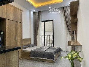 chính chủ cho thuê phòng diện tích 25m2, full nt thang máy, giá 4.8tr/th tại phố đào tấn, ba đình.