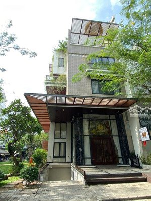 huỳnh trâm - cho thuê căn góc công viên hưng gia 2, phú mỹ hưng