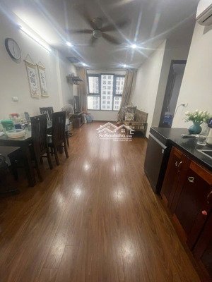 chính chủ bán căn 2 ngủ 2 vệ sinh chung cư homeland thượng thanh 58m2 giá 3.6 tỷ:liên hệ 