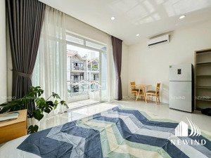 khai trương siêu phẩm phòng đầy đủ nội thất hiện ban công thoáng mát lý chính thắng quận 3