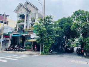 bán biệt thự 2 góc mặt tiền lũy bán bích 160m2 ,tân thạnh,q tân phú .giá 20 tỷ thương lượng.