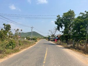 bán 52m x 60m đất ont 2 mặt đường nguyễn minh châu, tân tiến, thị xã lagi giá ngộp 200 tr/m ngang