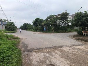 em bán lô đất mặt đường tân quang sông công. thông tin lô đất:
diện tích: 180full thổ cư mặt