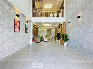 gần tttm gigamall là ngôi nhà đẹp ở đường tam bình, phường hiệp bình chánh, thủ đức chỉ 2tỷ300tr.