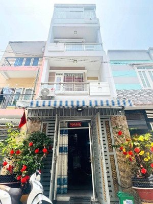 bán nhà xây 1 trệt 3 lầu. dt 55m² nguyễn đình chiểu gần coop mart nguyễn kiệm,hẻm oto thông 2 hướng