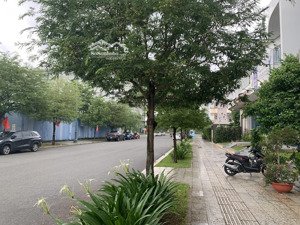 chuyên cho thuê vp thủ thiêm lakeview 180m2/50tr gồm hầm+ tầng trệt, đăng ký kd được, hot