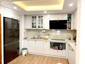 Bán nhà ngõ Thổ Quan 35m2 mặt tiền rộng kinh doanh tốt ở ngay 10 tỷ