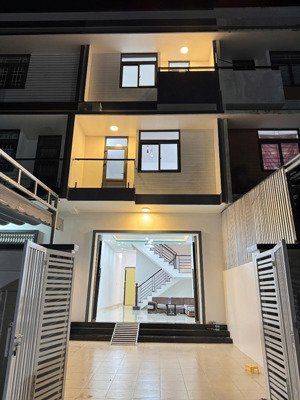 bán nhà phố khu đô thị tây bắc view vòng xoay tú xương nhà đẹp hoàn công cho thuê 9tr/tháng