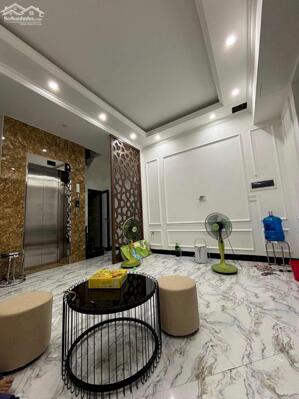 Cho thuê nhà ĐẸP - THANG MÁY ngõ 113 Yên Hòa, Cầu Giấy 42m x 6T, 4 ngủ giá 16 triệu