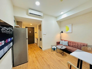 cho thuê studio river gate giá chỉ 12tr/tháng full nội thất. liên hệ: em tiên