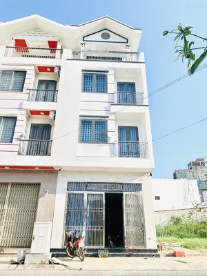 cho thuê nhà mới đẹp 4 phòng ngủ full nội thất khu acc vĩnh hoà giá 20 triệu/tháng