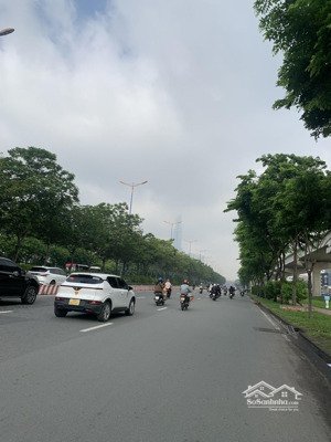 bán 1995m2 nhà đất 3 mặt tiền hiếm có phường bình thọ trung tâm tp thủ đức