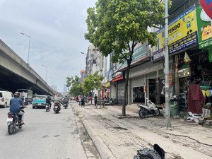 bán nhà phố , mặt đường nguyễn xiển , chỉ 1 căn duy nhất