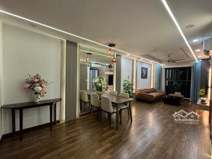 không môi giới! căn góc gia đình em bán trục 09 tại tnk. giá 6,8 tỷ - 120m2. lh 